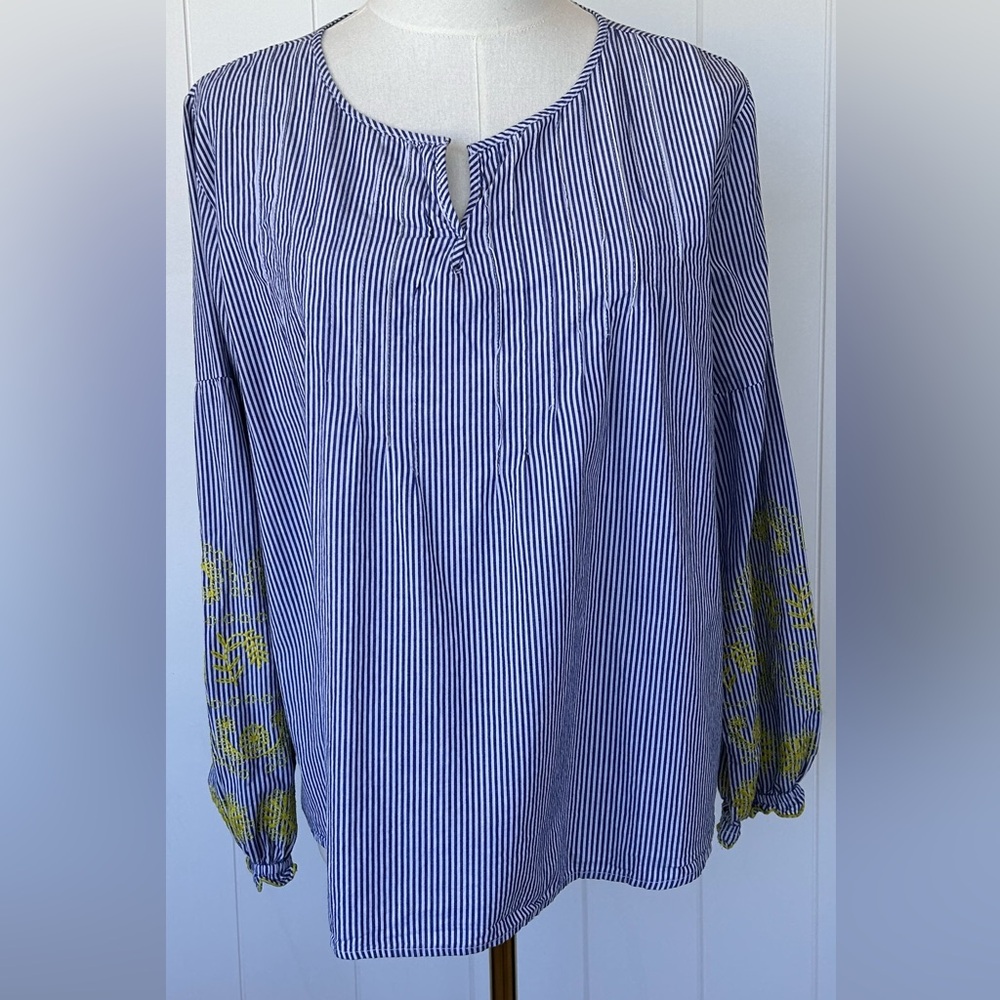 Wrangler Retro Blue Pinstripe Notch Neck Embroidered Top Size Large